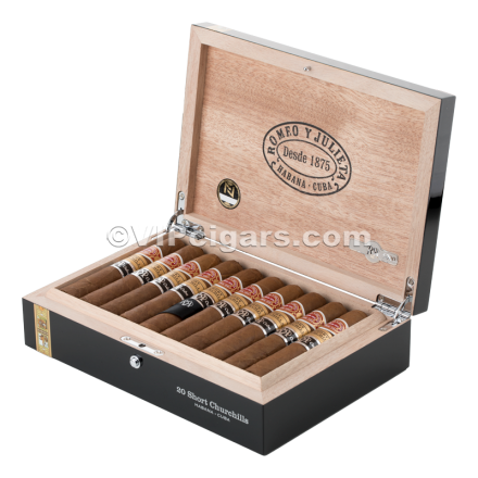 Romeo y Julieta Short Churchills Reserva Cosecha 2019