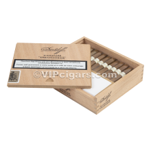 Davidoff Signature Ambassadrice